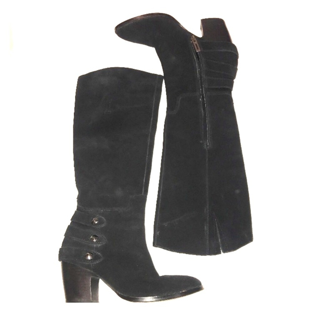 Black Boots - Ivanka Trump ✨